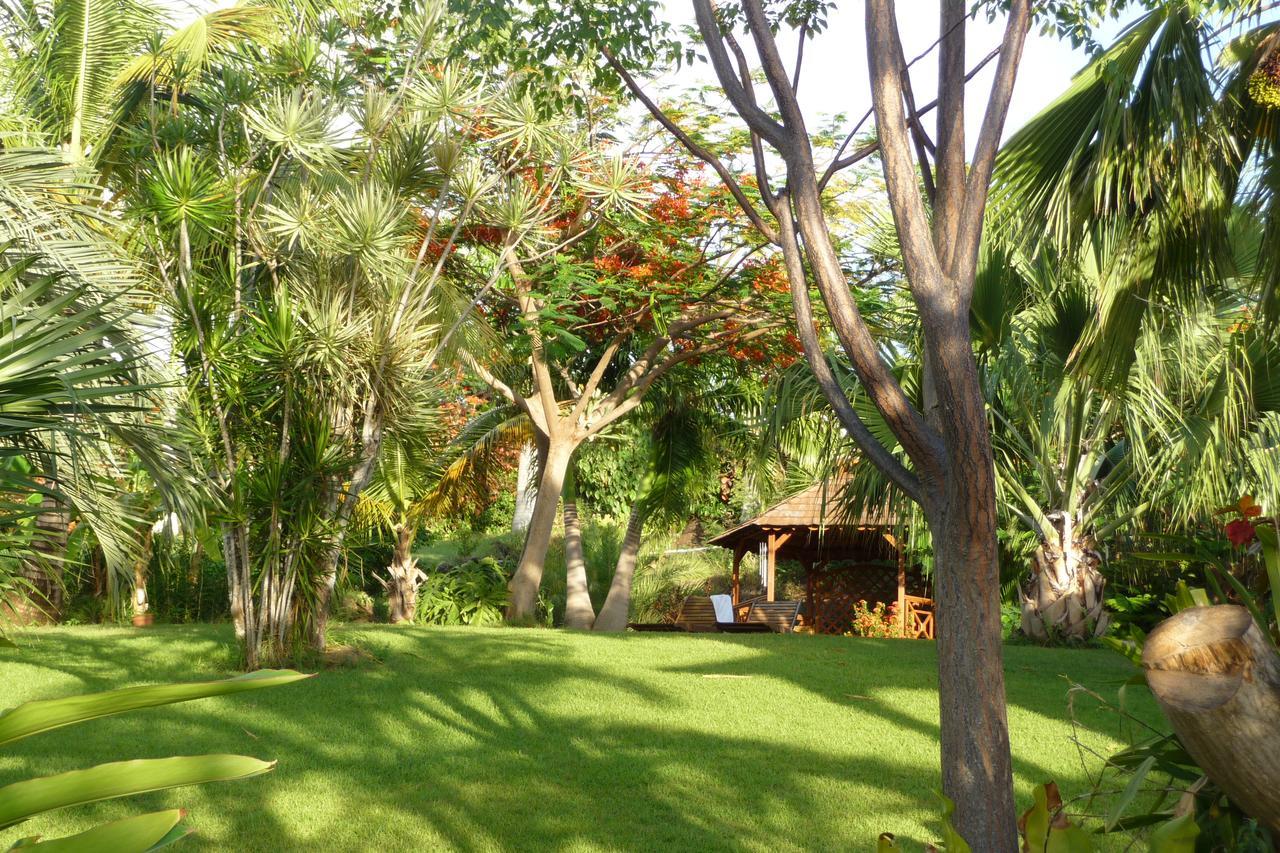 Residence Au 'Ti Sucrier Deshaies Exterior photo